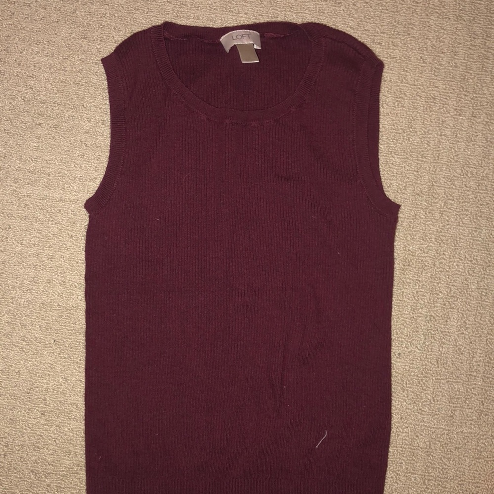 sleeveless sweater
